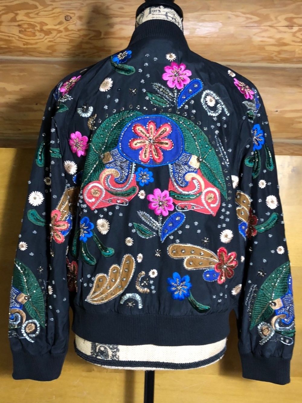 Alice + Olivia Felisa Floral Embroidery Embellished Silk Bomber Jacket in size L - Picture 5 of 14